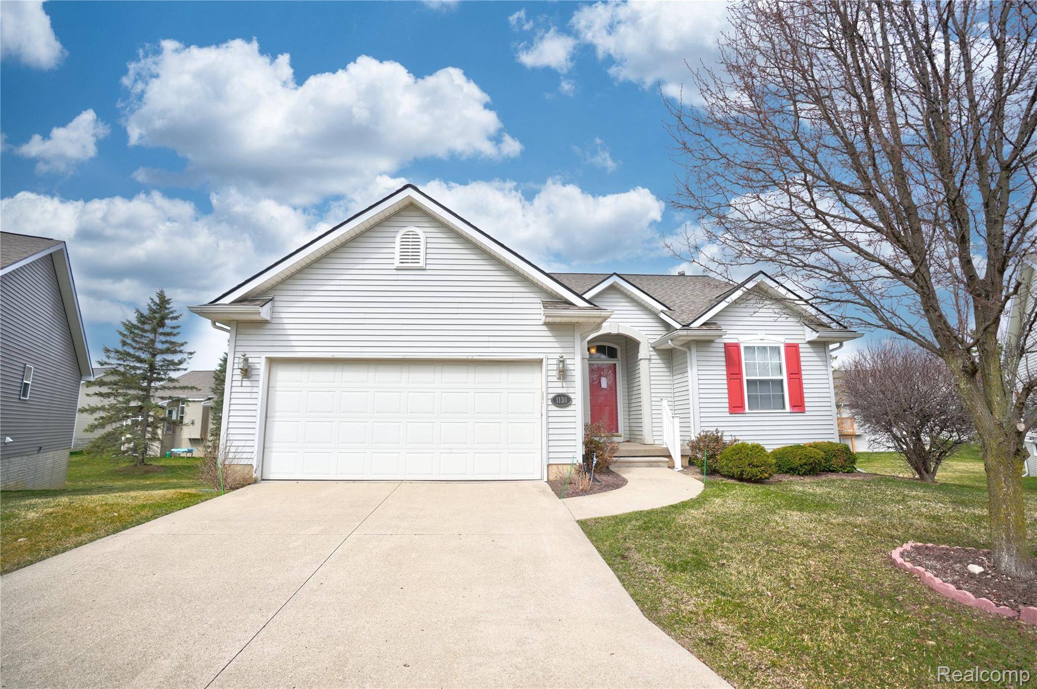 1130 Creekside CT, Burtoncity_genesee, MI 48509