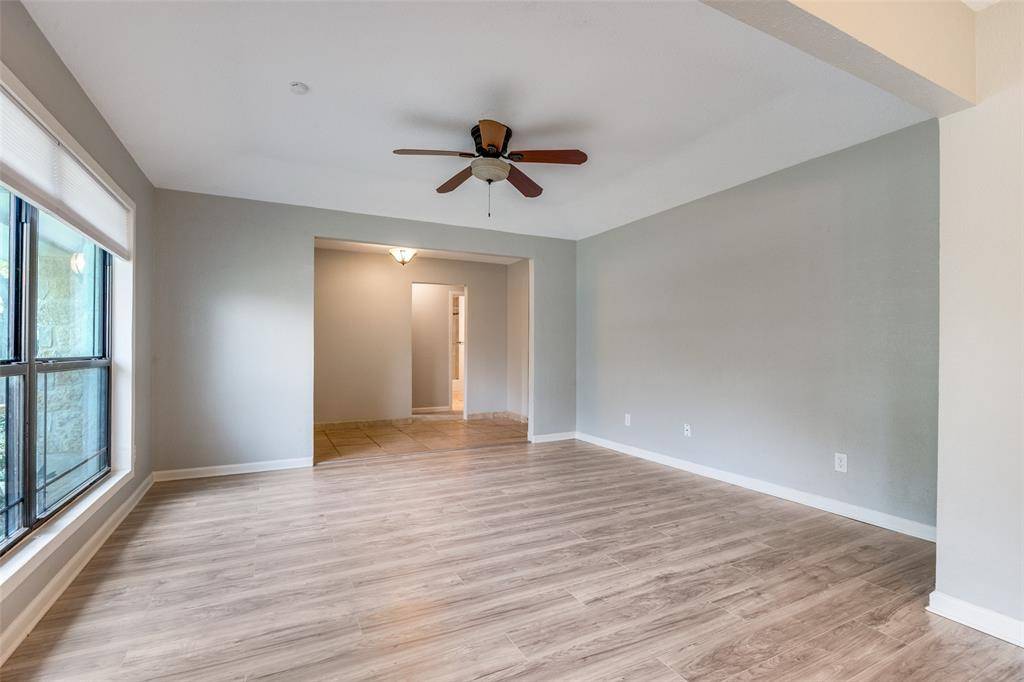 6220 Glennox Lane, Dallas, TX 75214