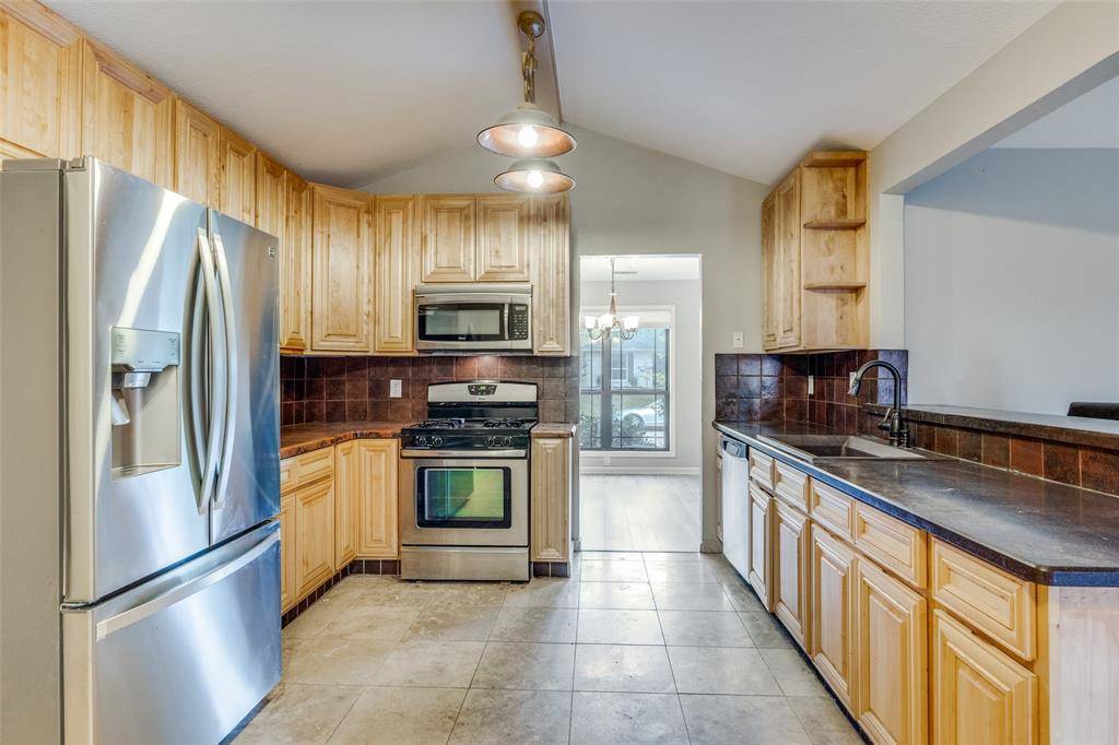 6220 Glennox Lane, Dallas, TX 75214