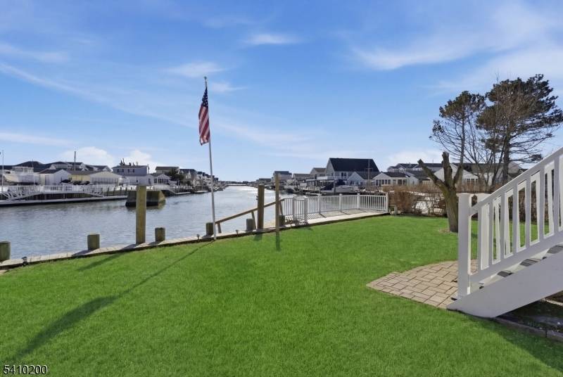 154 N Spinnaker Dr, Little Egg Harbor Twp., NJ 08087