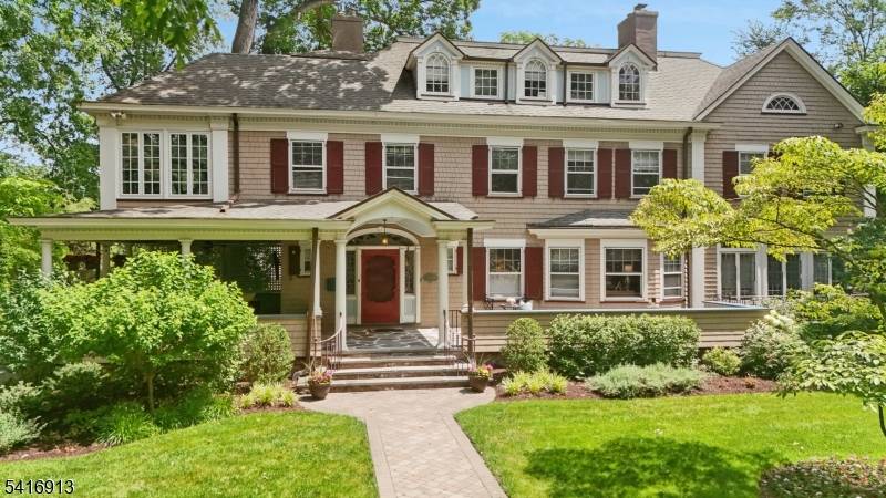 29 Hillcrest Rd, Glen Ridge Boro Twp., NJ 07028