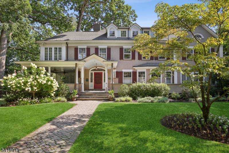 29 Hillcrest Rd, Glen Ridge Boro Twp., NJ 07028