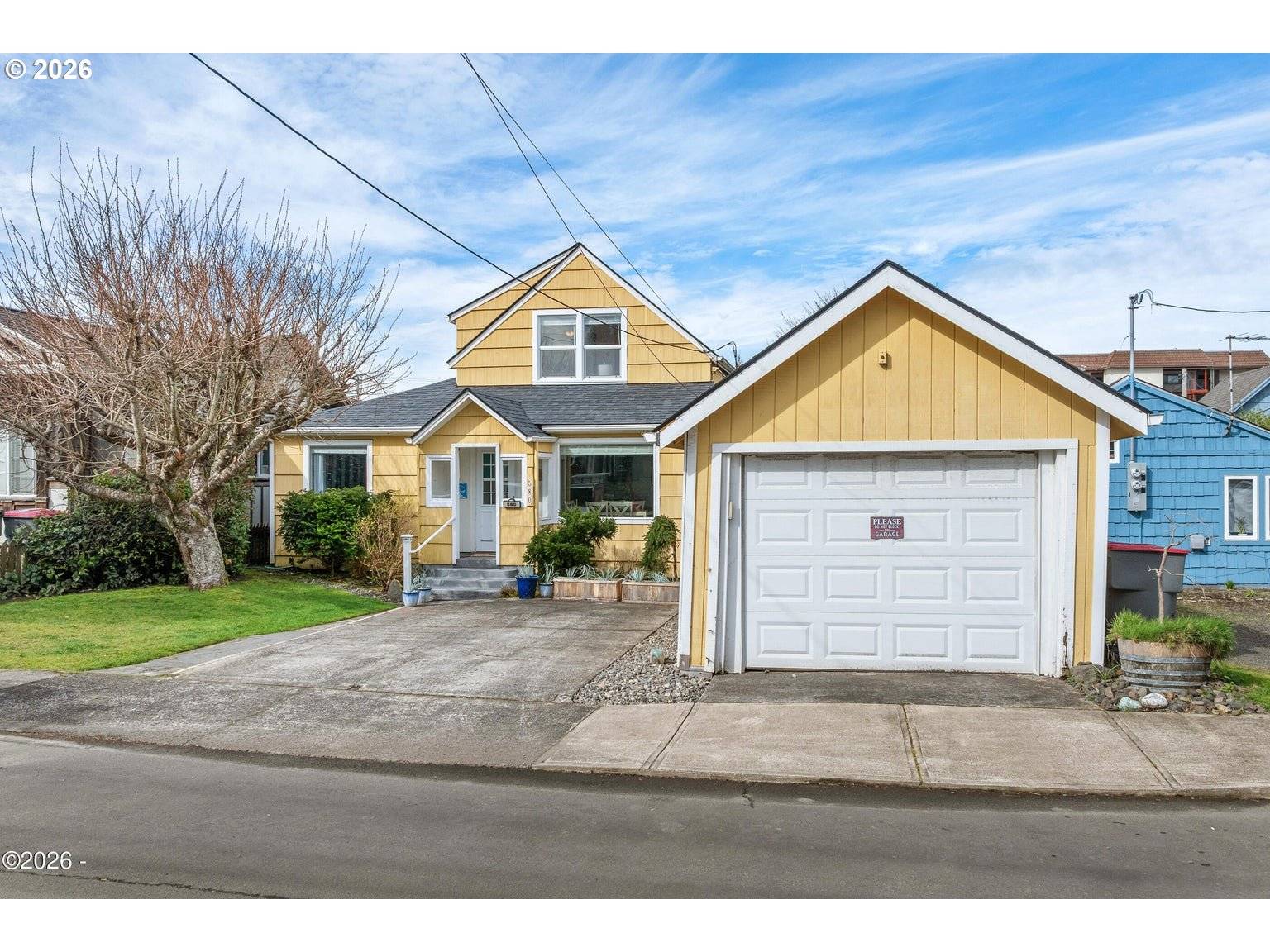 580 S COLUMBIA ST, Seaside, OR 97138