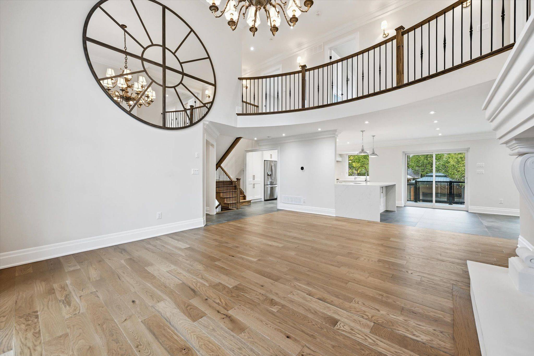 1601 Venetia DR, Oakville, ON L6L 1K8