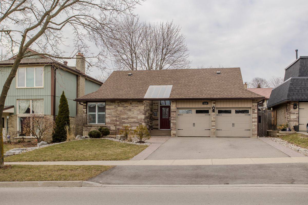 2360 Cavendish DR, Burlington, ON L7P 3B4