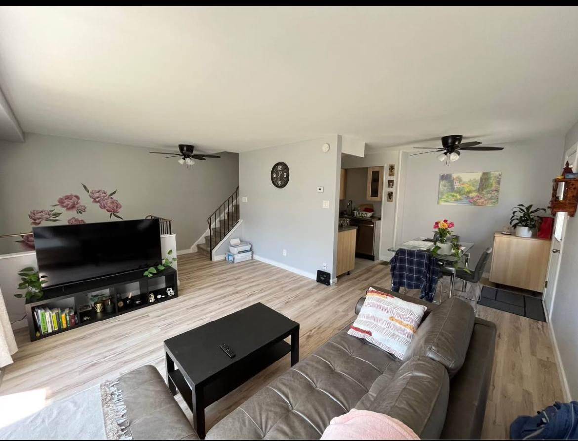 20 A Sonnet Crescent CRES #135, Bells Corners And South To Fallowfield, ON K2H 8W7