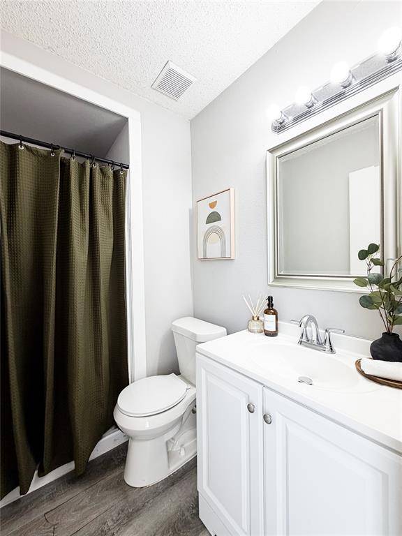 600 Benedict Lane, Arlington, TX 76002