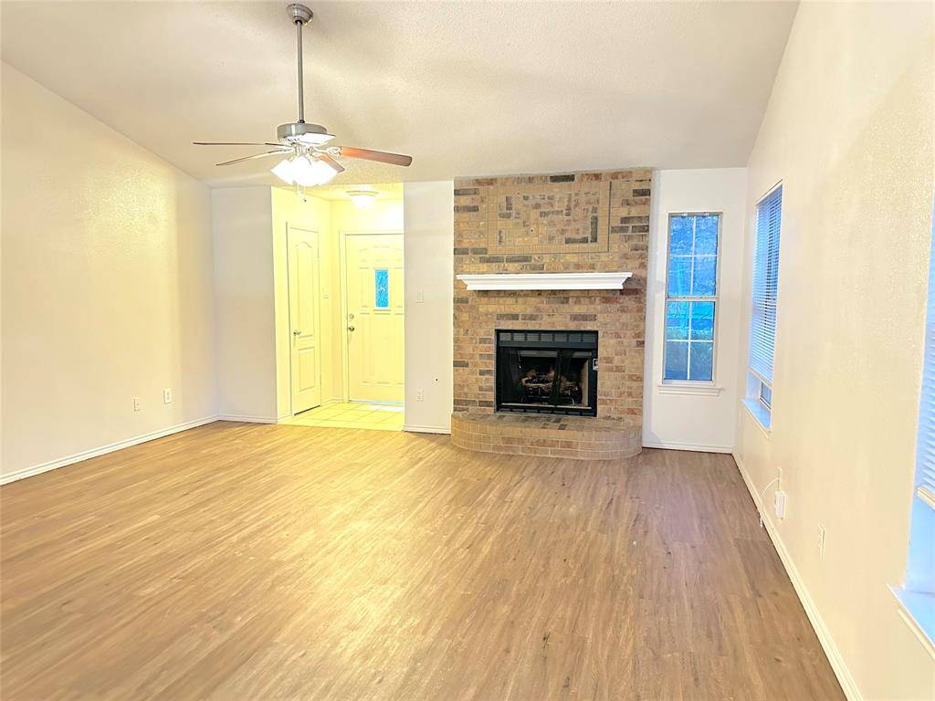 769 Windridge Lane, Burleson, TX 76028