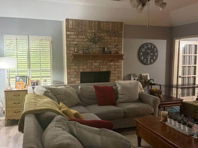 72 Delmore Drive, Hillsboro, TX 76645