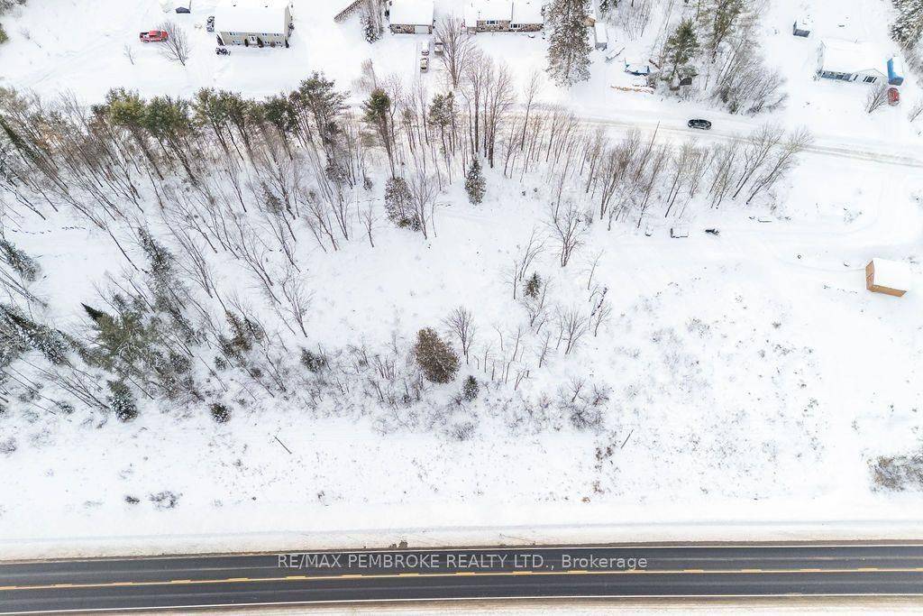 88 Lance RD, Laurentian Hills, ON K0J 1P0