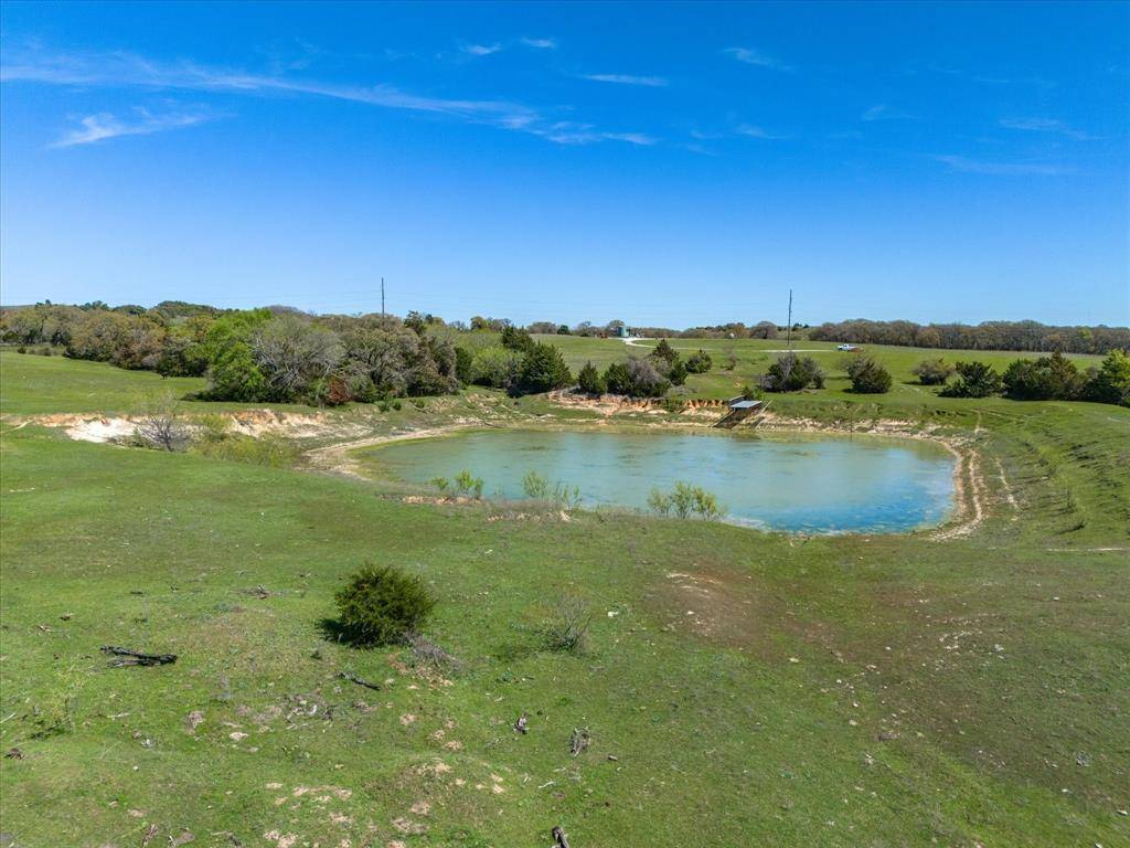 1230 County Road 2475, Alvord, TX 76225