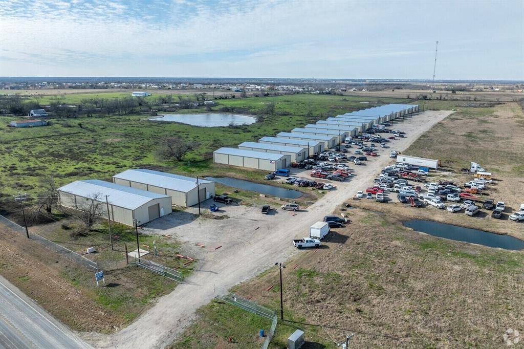 8723 Fm 2728 #8, Terrell, TX 75161