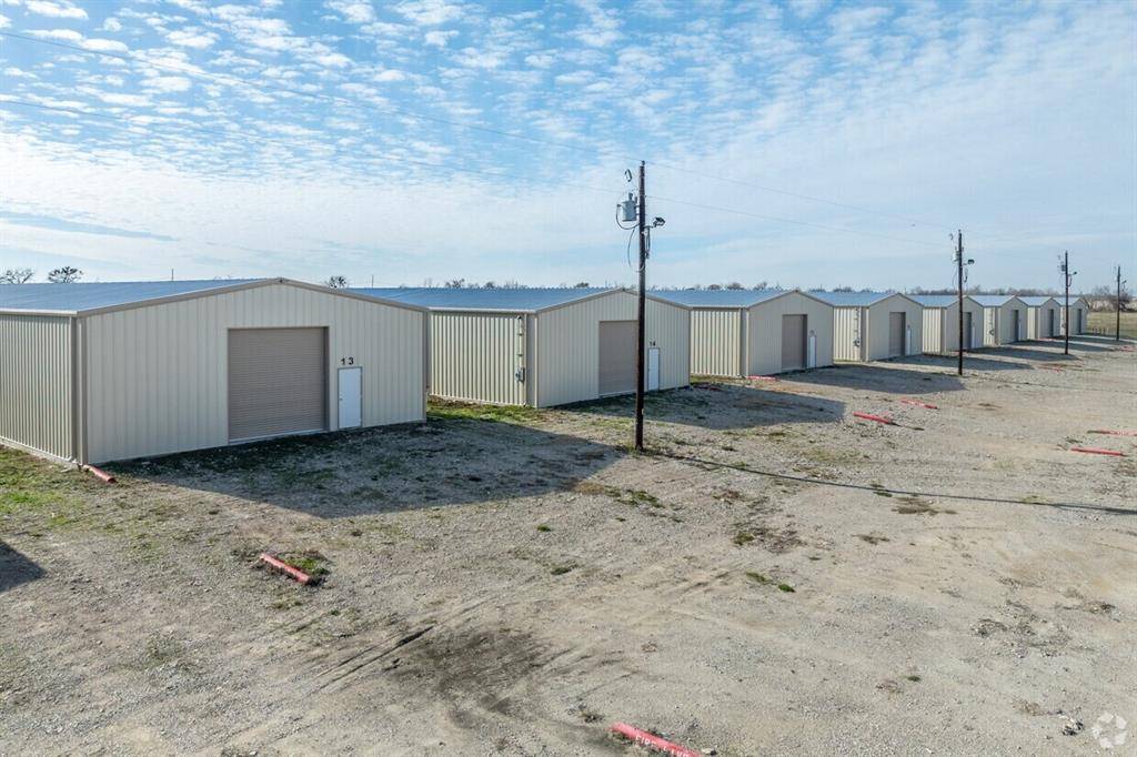 8723 Fm 2728 #8, Terrell, TX 75161