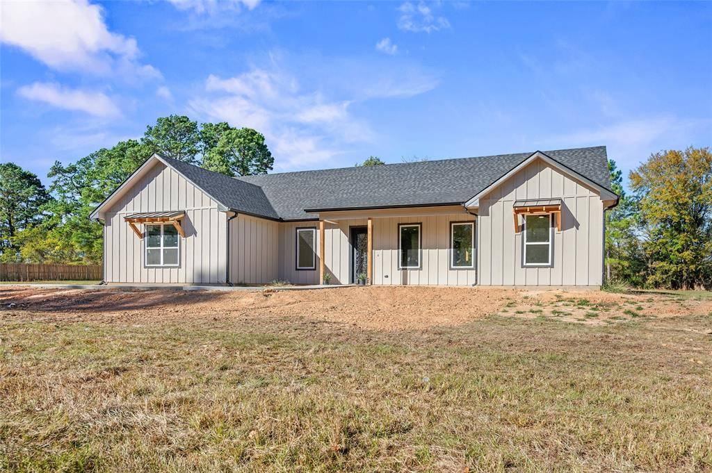 1370 County Road 1660, Alba, TX 75410