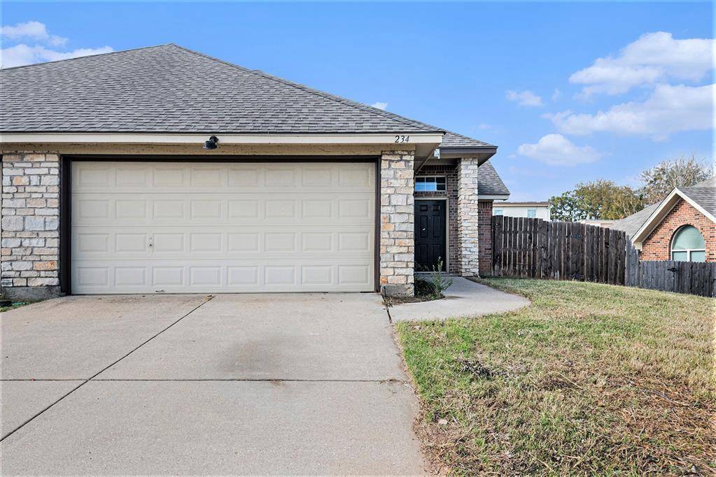 234 Rentz Place Circle, Weatherford, TX 76086