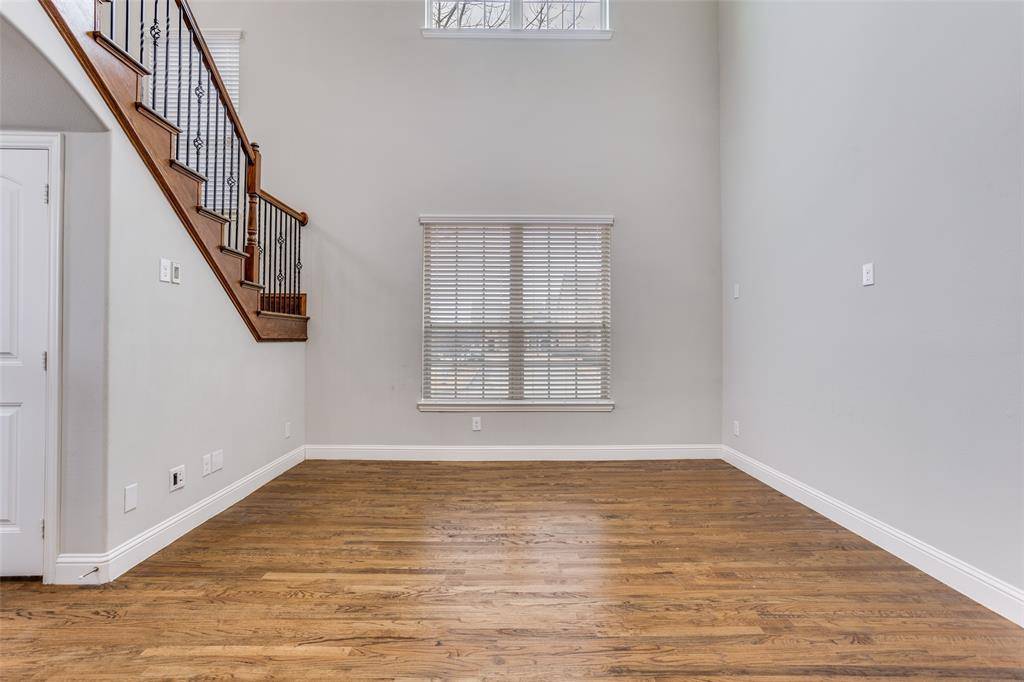 869 Rohan Drive, Richardson, TX 75081