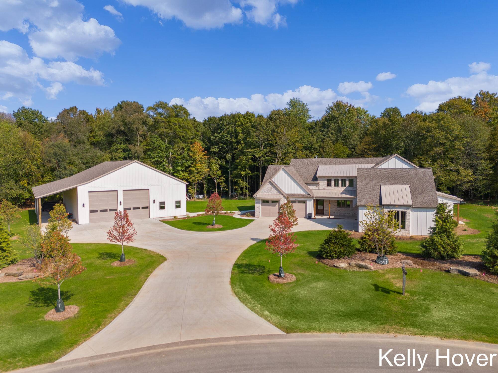 402 Ottogan Hills CT, Jamestown Twp, MI 49323