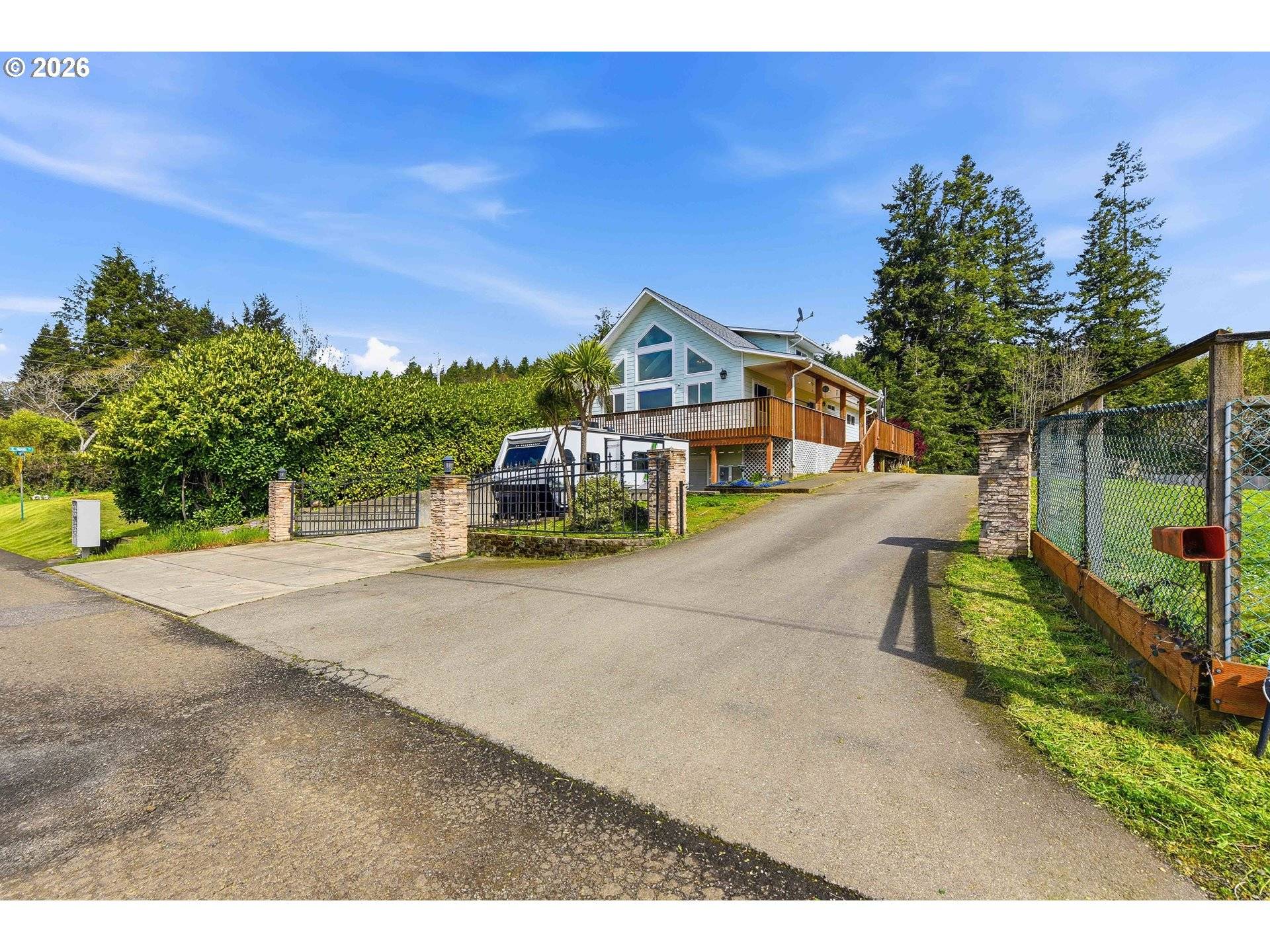 874 N HENRY ST, Coquille, OR 97423