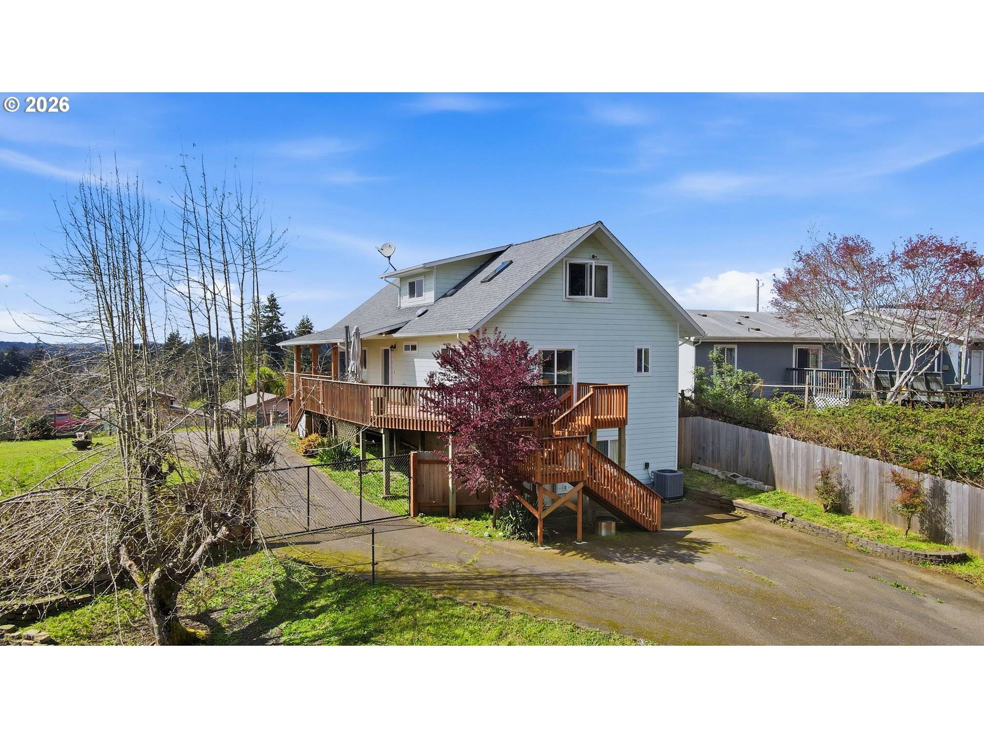 874 N HENRY ST, Coquille, OR 97423