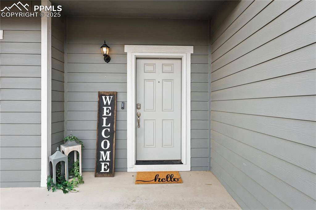 9723 Borderpine WAY, Colorado Springs, CO 80925