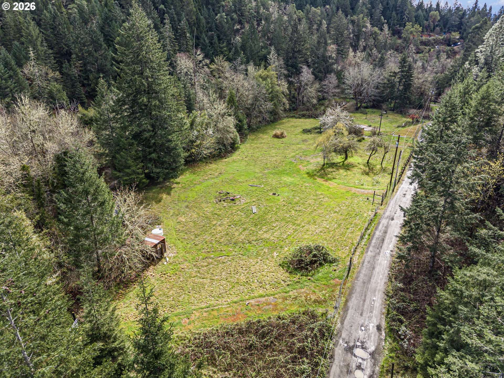 505 SIBOLD CANYON RD, Tenmile, OR 97481