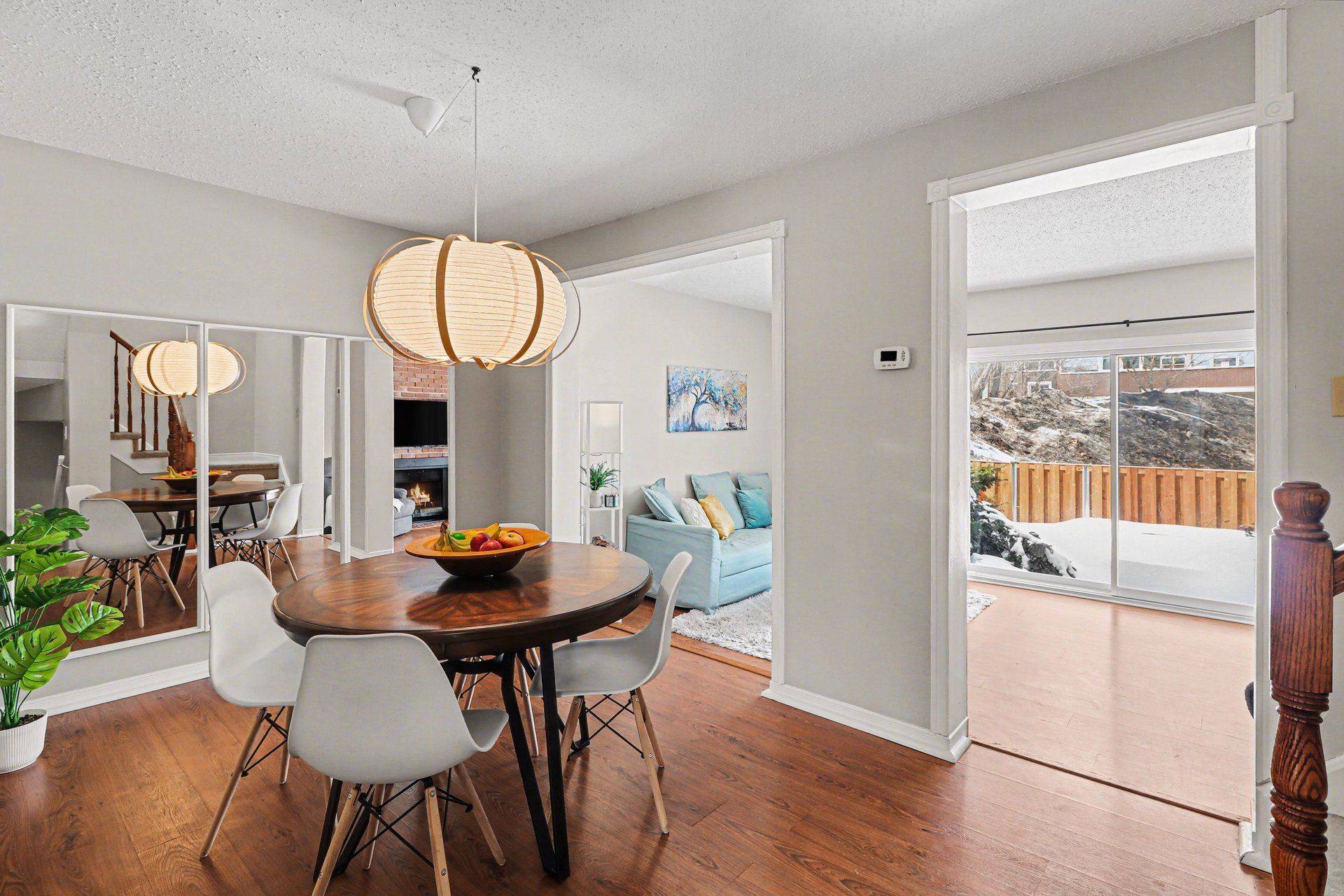 1120 Chimney Hill WAY, Beacon Hill North - South And Area, ON K1J 8Z6