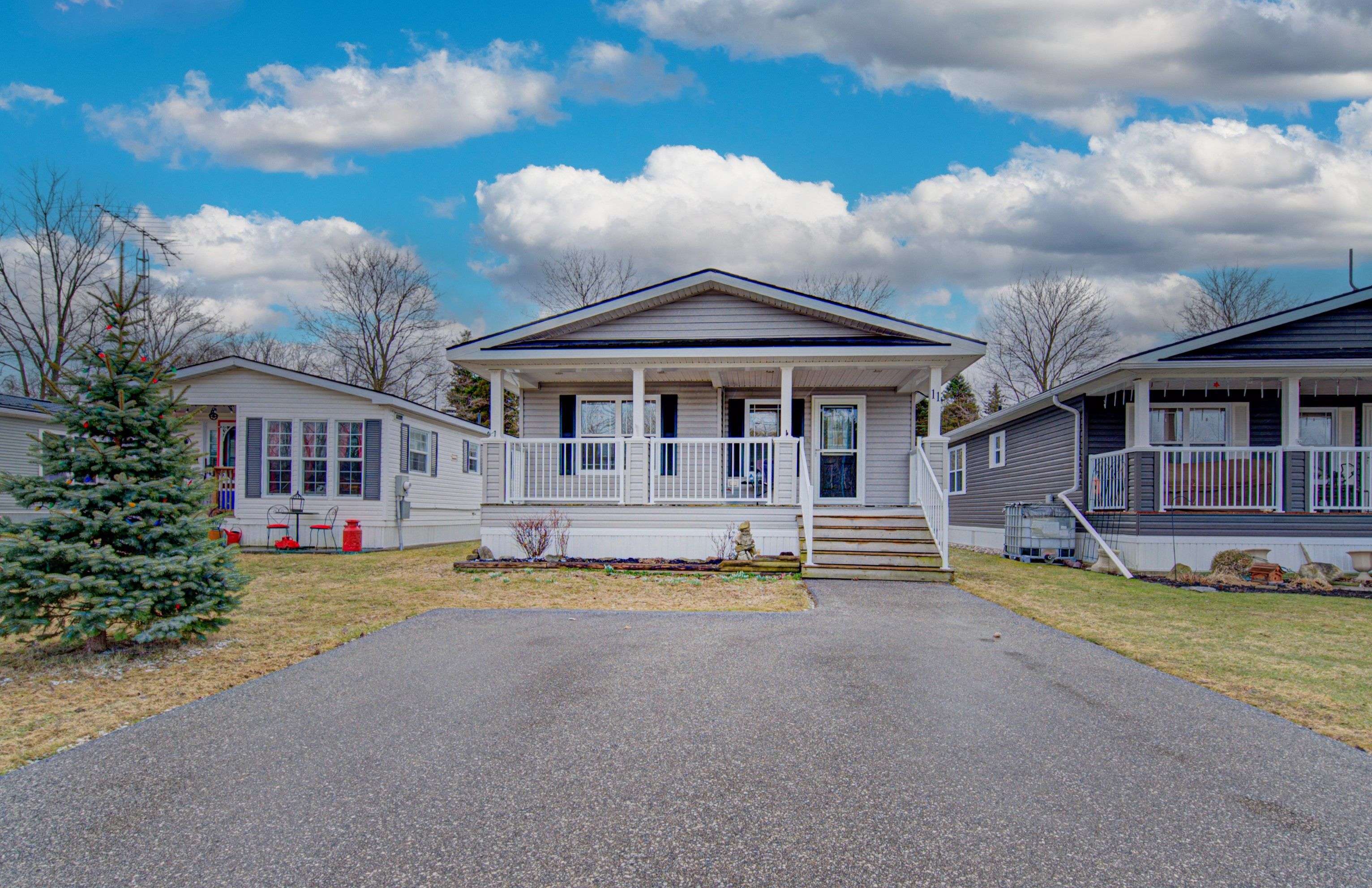 1429 SHEFFIELD RD #11, Hamilton, ON N1R 8B2