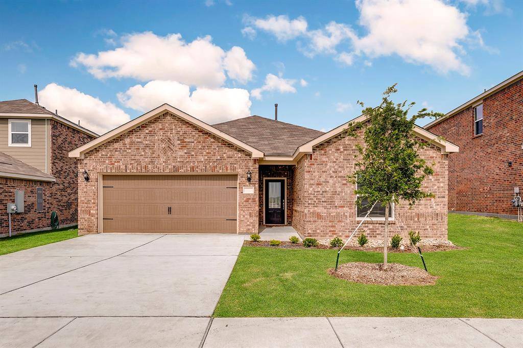 312 Revolution Drive, Venus, TX 76084