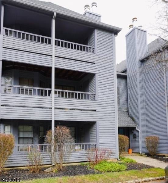 809 Woodhaven Dr, Edison Twp., NJ 08817