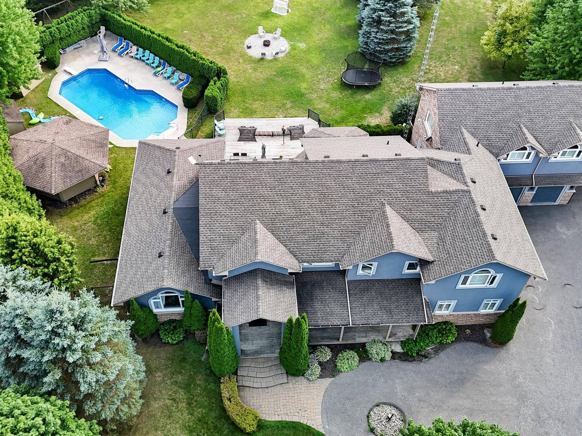 99 Hurd ST, Oshawa, ON L1H 7K4