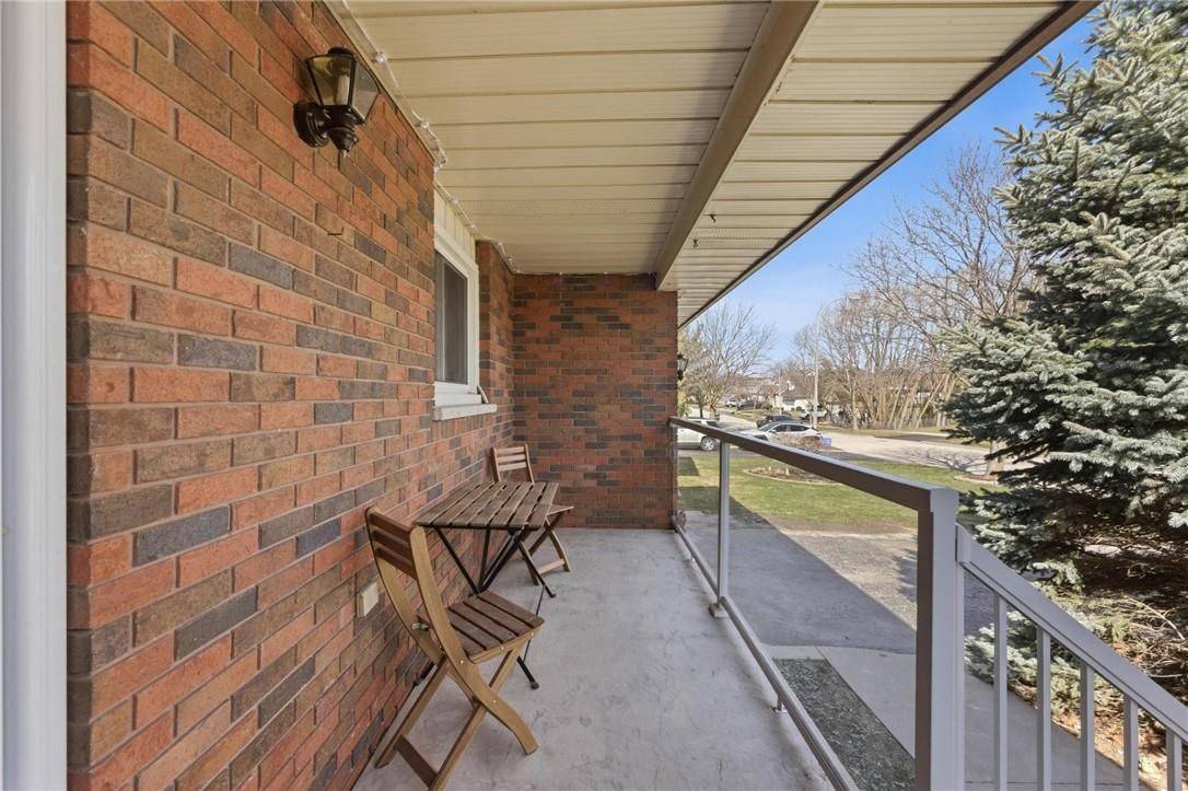 21 MARGARET AVE, Grimsby, ON L3M 4P2