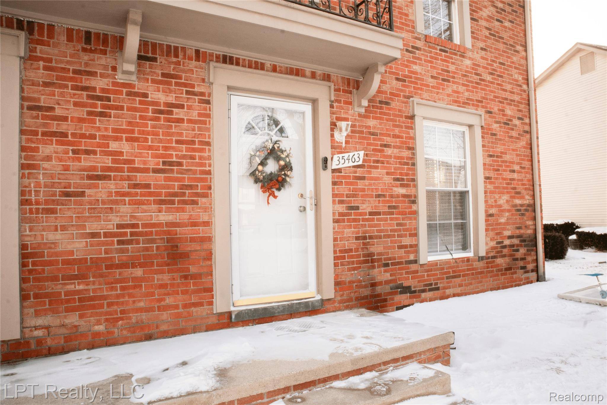 35463 Turner DR #266, Sterling Heights, MI 48312