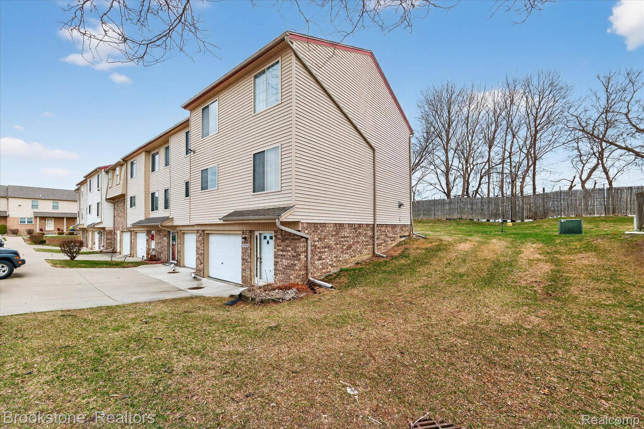 37744 Charter Oaks BLVD #397, Clinton Charter Township, MI 48036