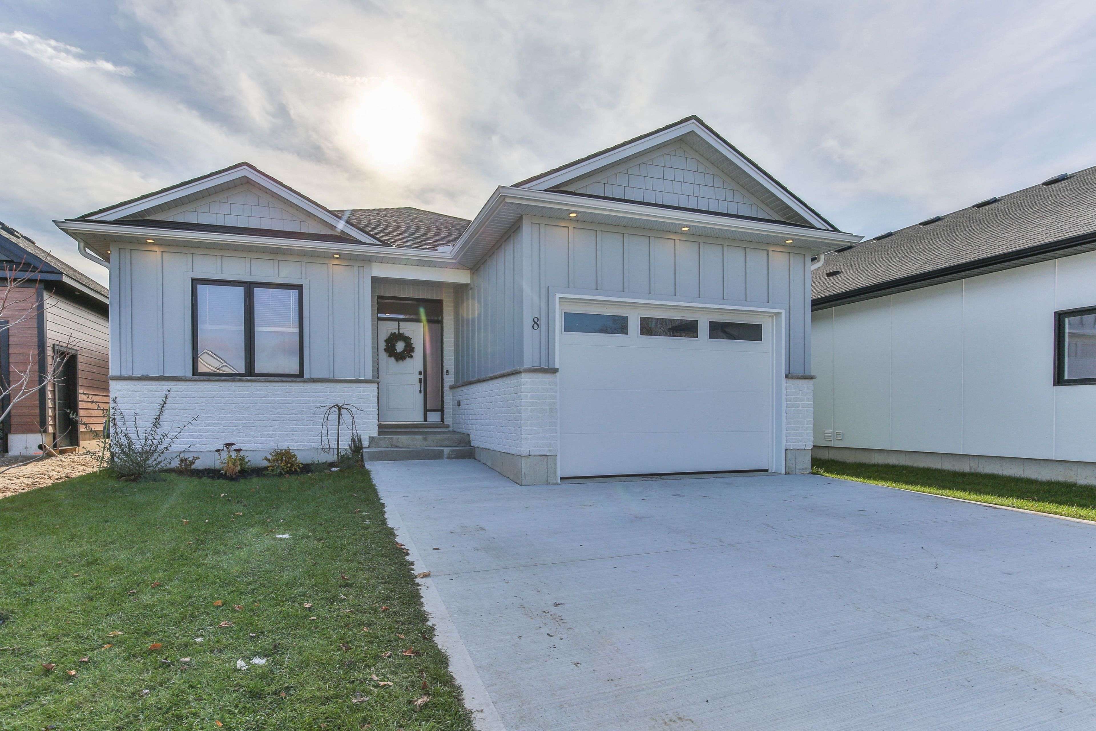 8 Charles CT, Bayham, ON N0J 1T0