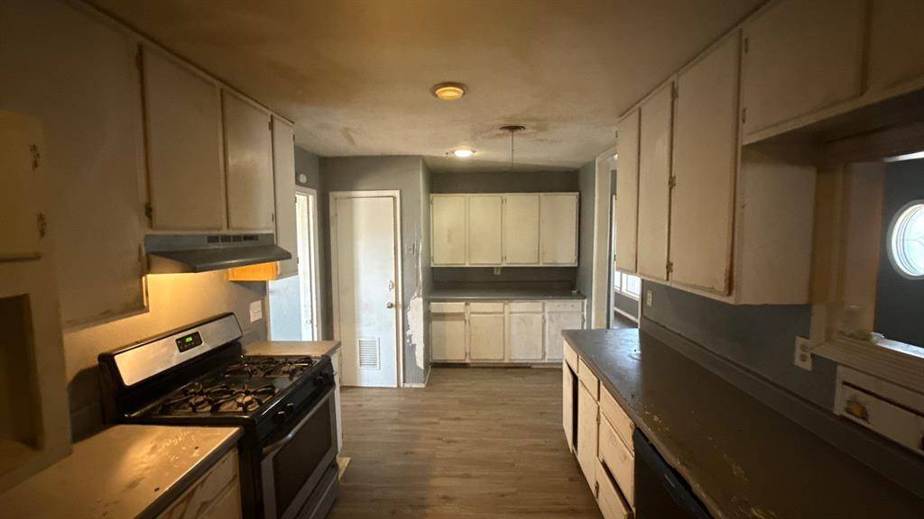 927 Powell Road, Mesquite, TX 75149