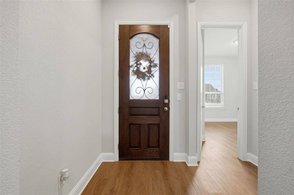 2352 High Plain Lane, Waxahachie, TX 75167