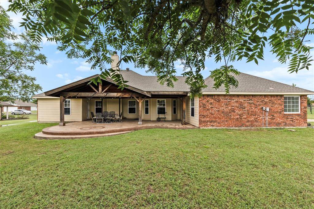 6581 Meadow Ridge Circle, Nevada, TX 75173