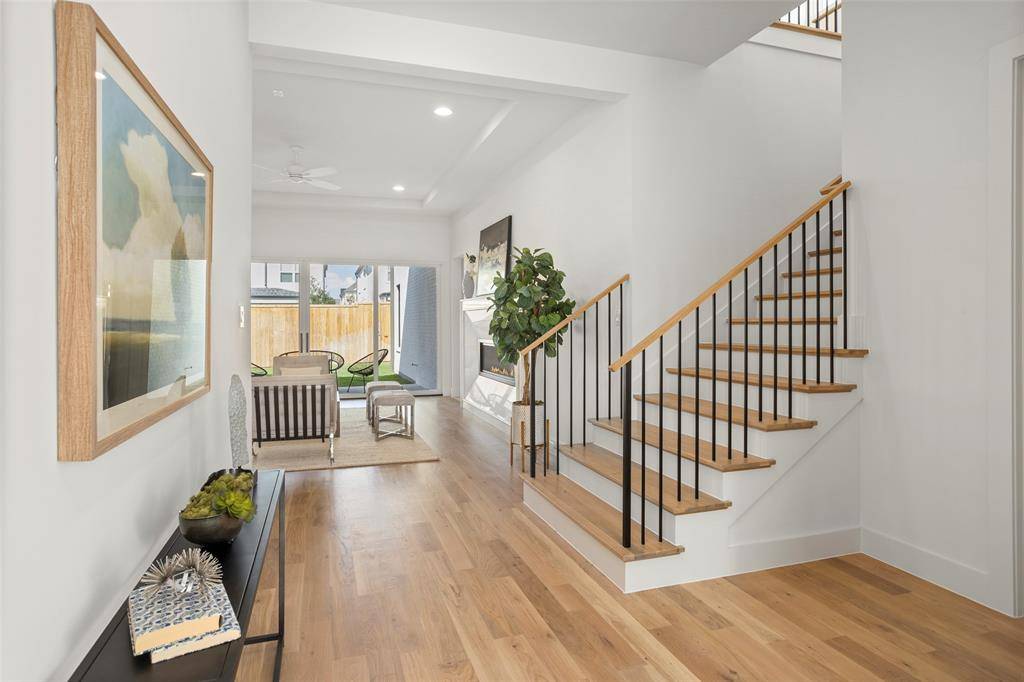 4511 Cowan Avenue, Dallas, TX 75209