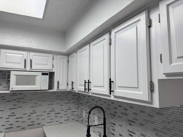 2300 Bamboo Drive #N306, Arlington, TX 76006