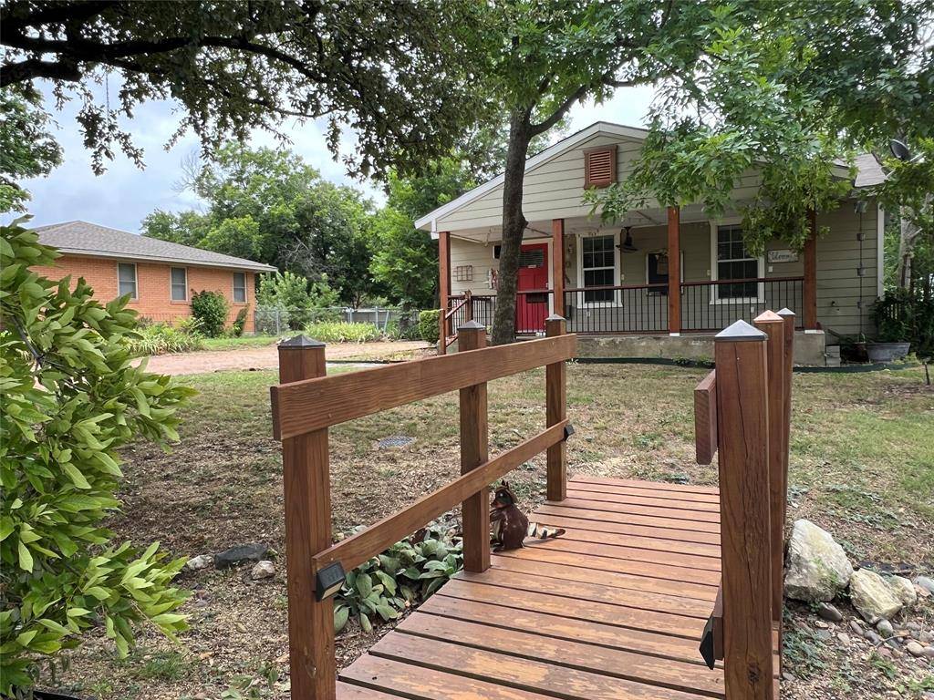 523 Houston Street, Cedar Hill, TX 75104