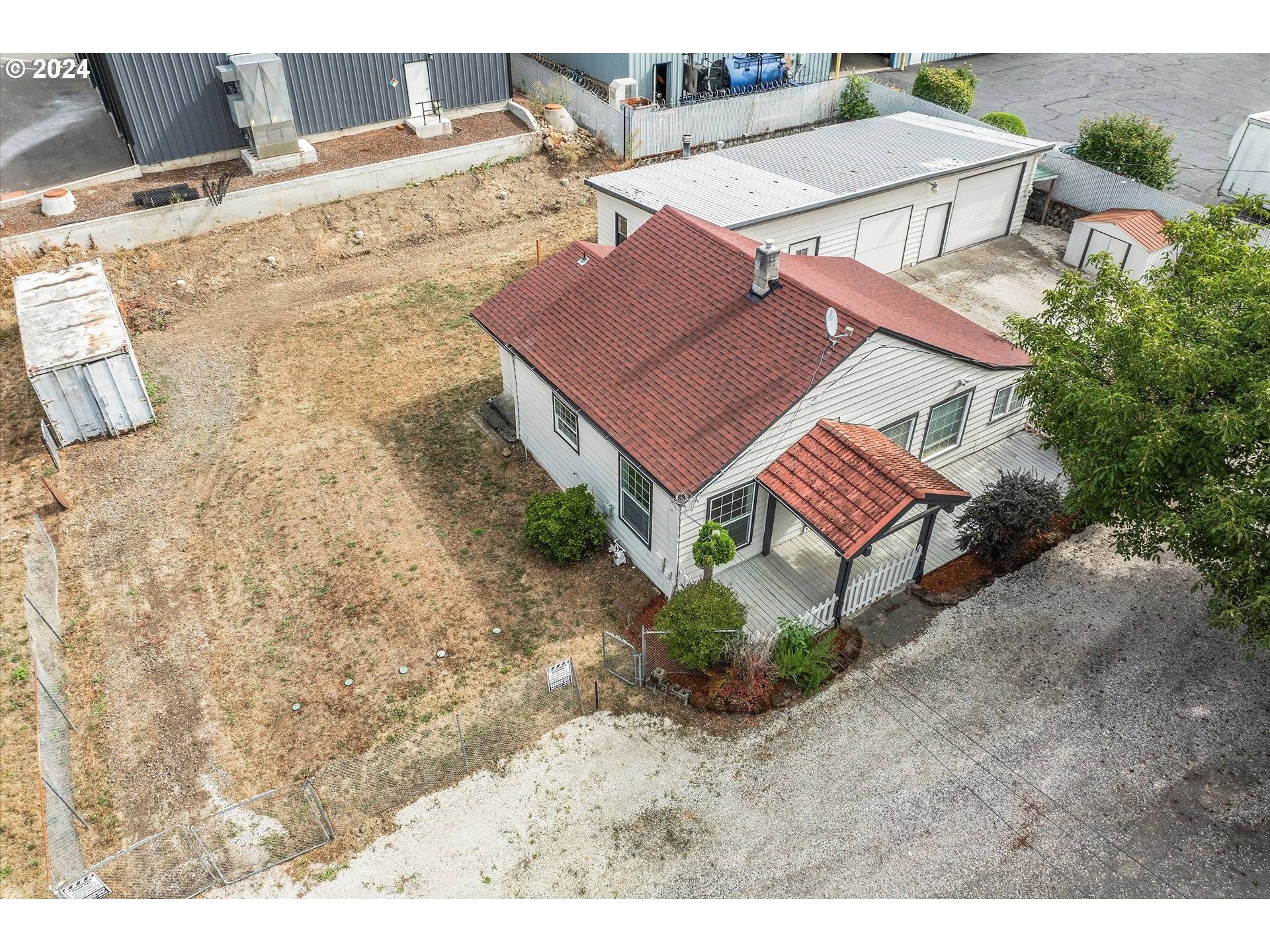 16265 SE HIGHWAY 224, Damascus, OR 97089