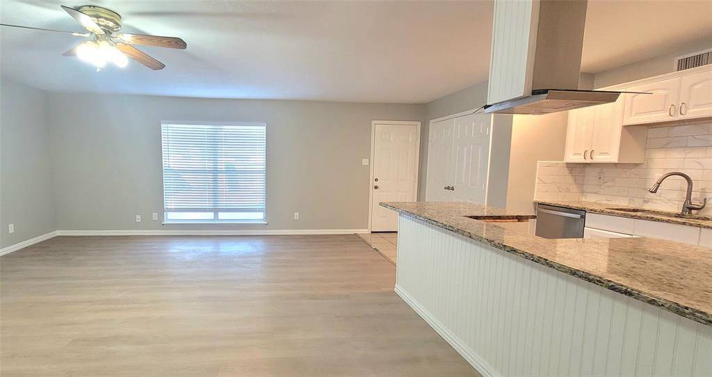 7143 Nutmeg Lane, Dallas, TX 75249