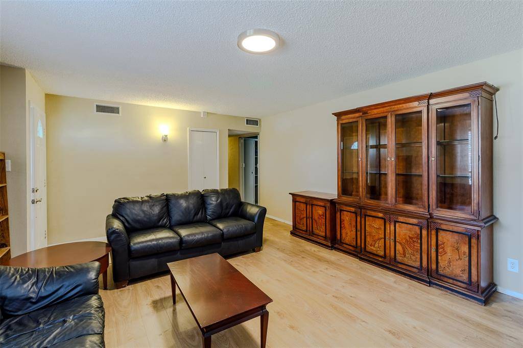 2614 Saint George Drive, Garland, TX 75044