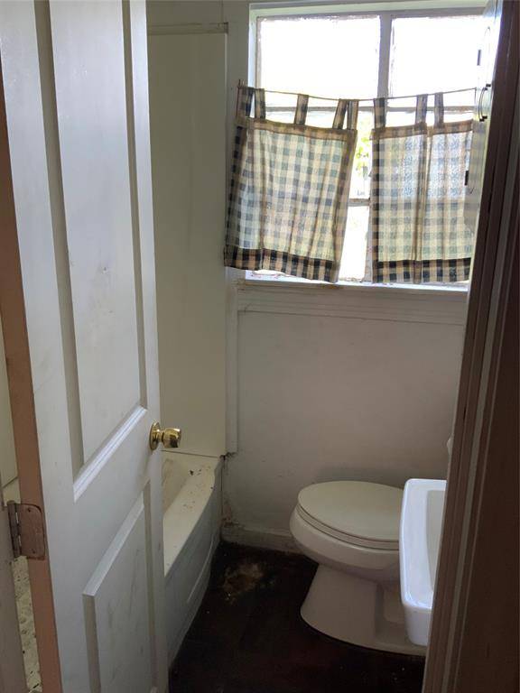 5646 Arlington Park Drive, Dallas, TX 75235