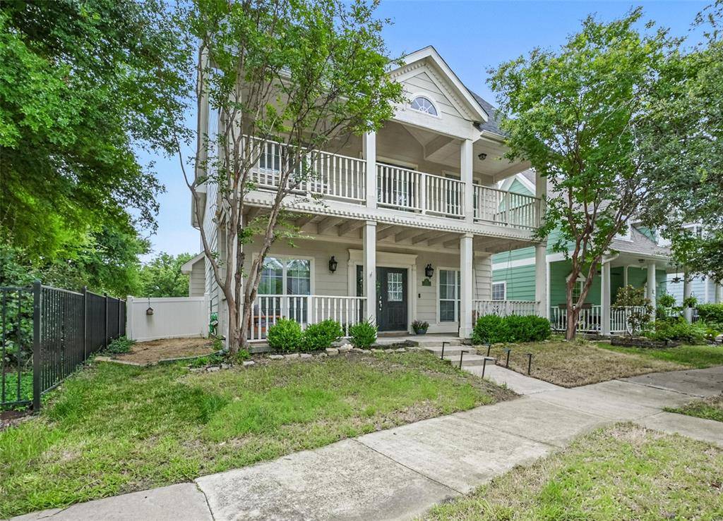 1828 Brown Thrasher Boulevard, Savannah, TX 76227
