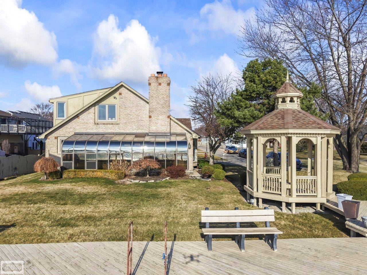 22592 Van ST, St Clair Shores, MI 48047