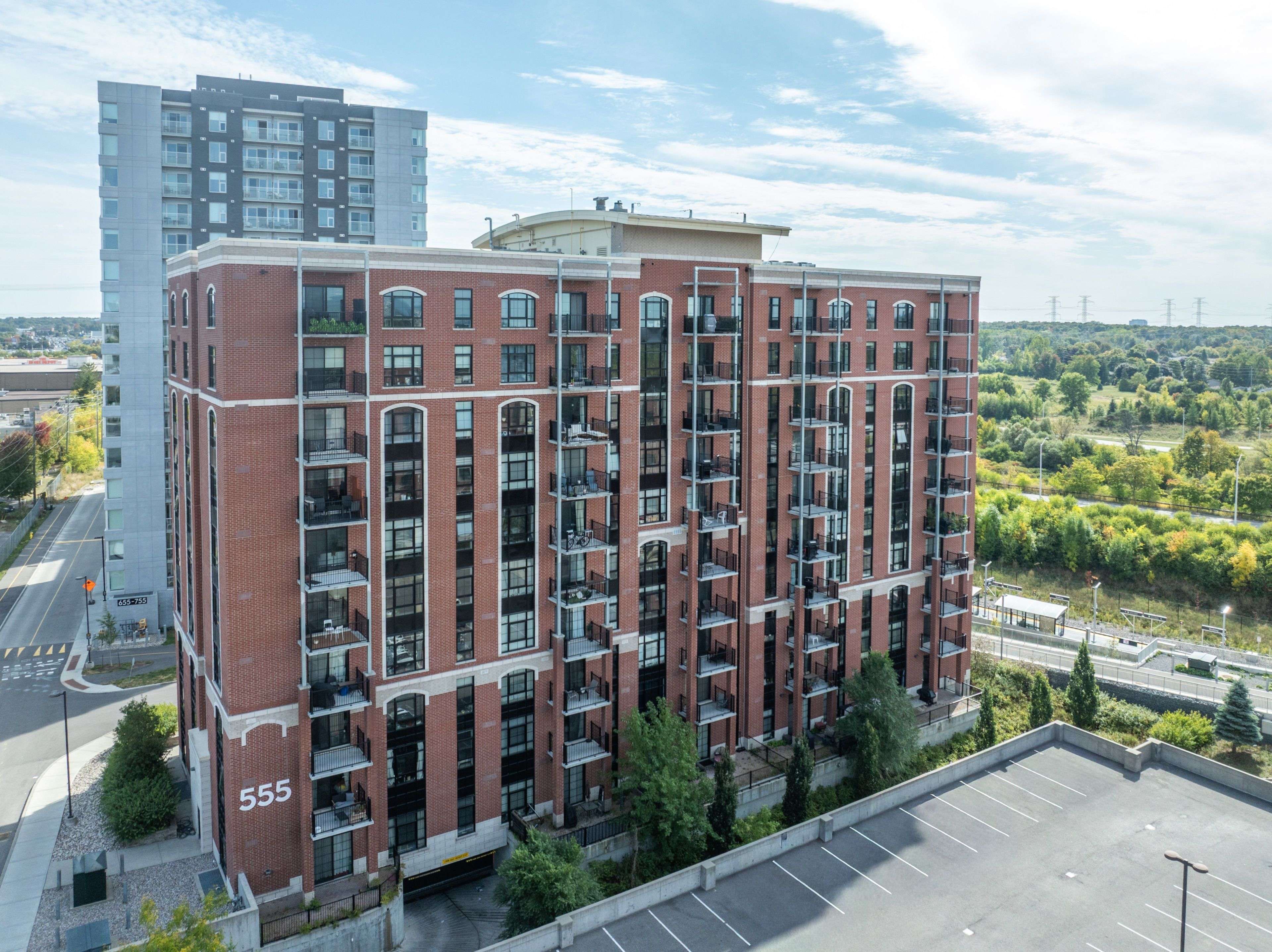 555 Anand Private #802, Billings Bridge - Riverside Park And Area, ON K1V 2R7