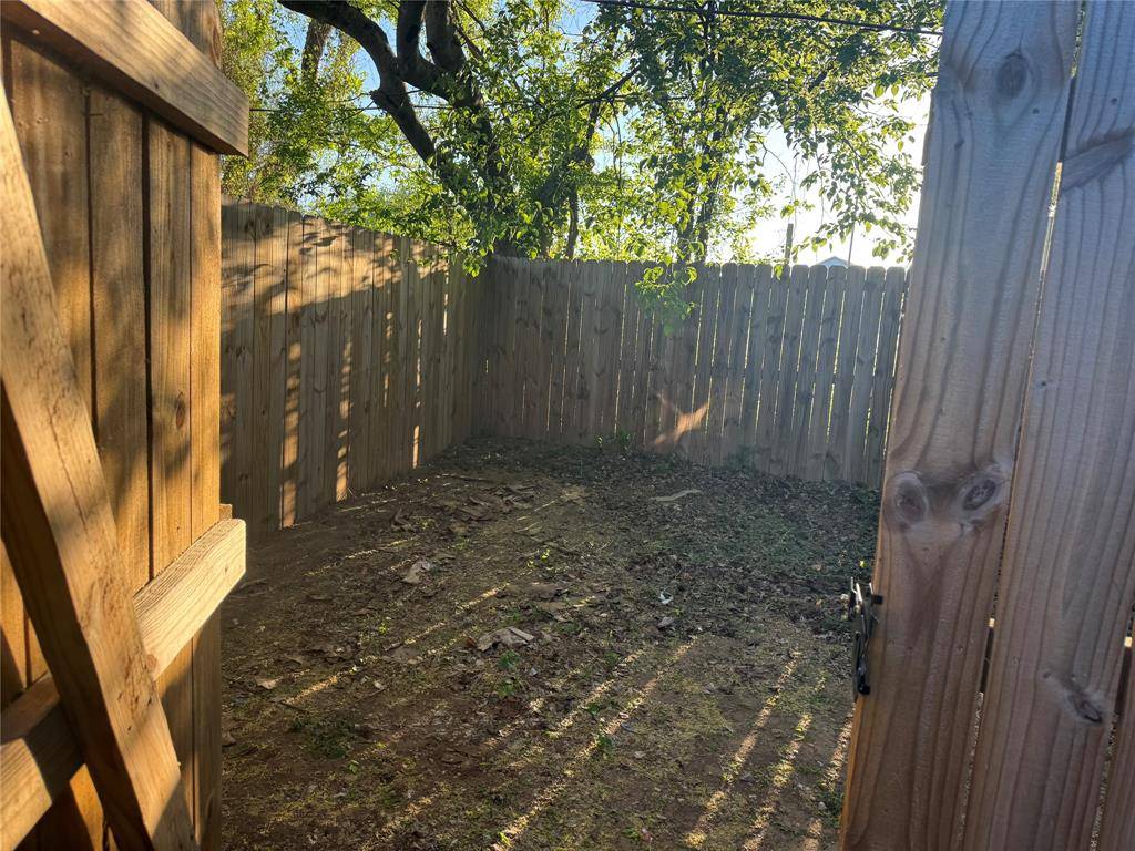 500 Renee Drive, Irving, TX 75061