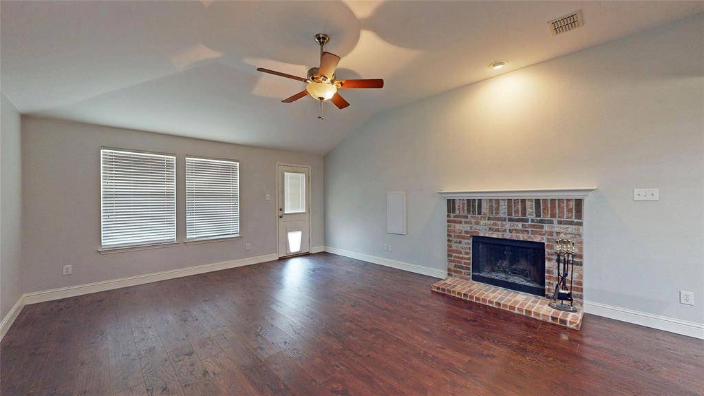 1401 Oak Hollow Lane, Anna, TX 75409