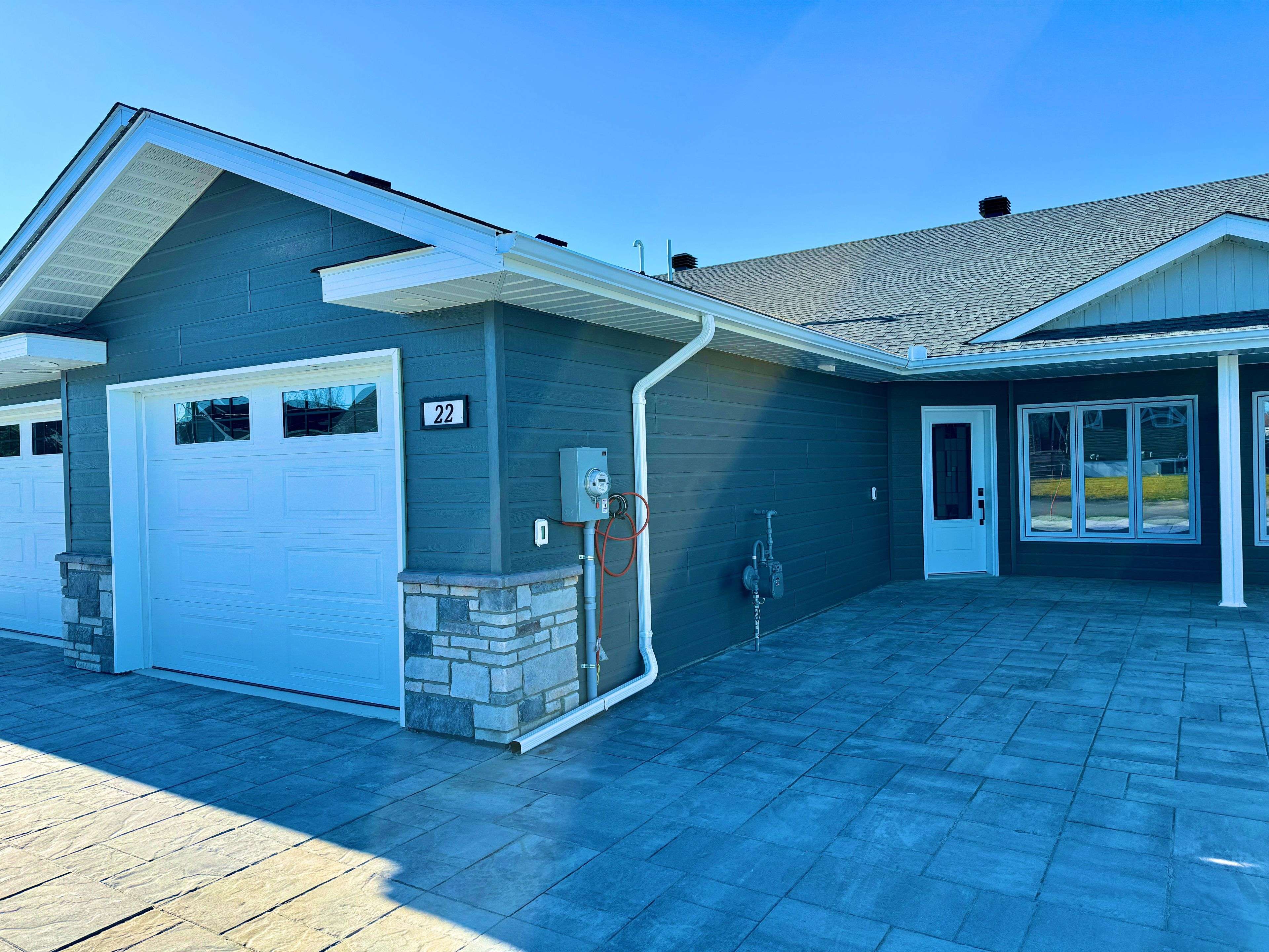 22 Golf ST, Kapuskasing, ON P5N 3J6